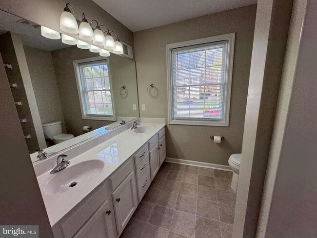 Building Photo - 436 Hill St