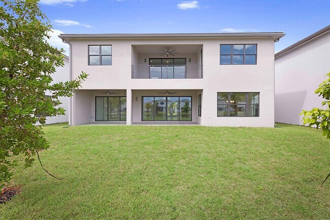 Building Photo - 17062 Watersprite Lakes Rd