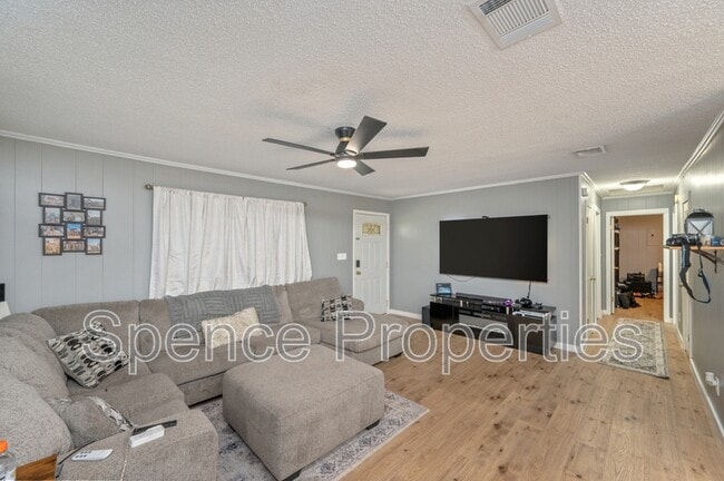 Building Photo - 113 Marimba St