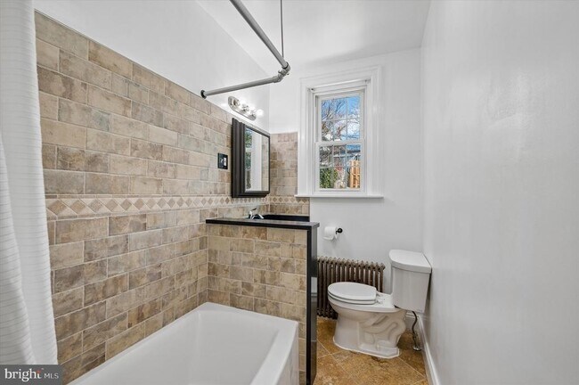 Building Photo - 4319 Mitchell St