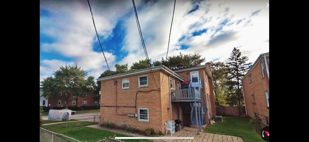 Building Photo - 4837 Grove St