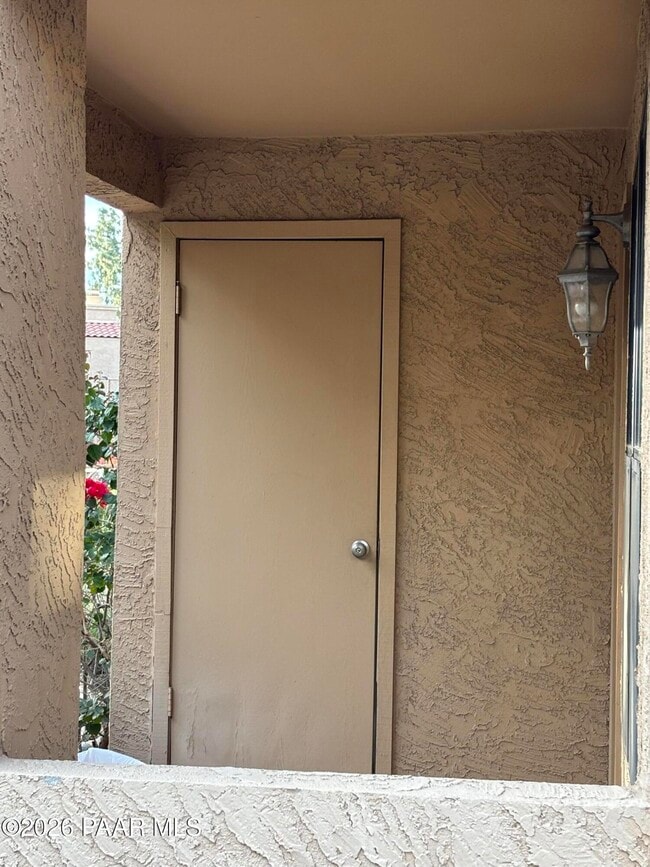 Building Photo - 8787 E Mountain View Rd