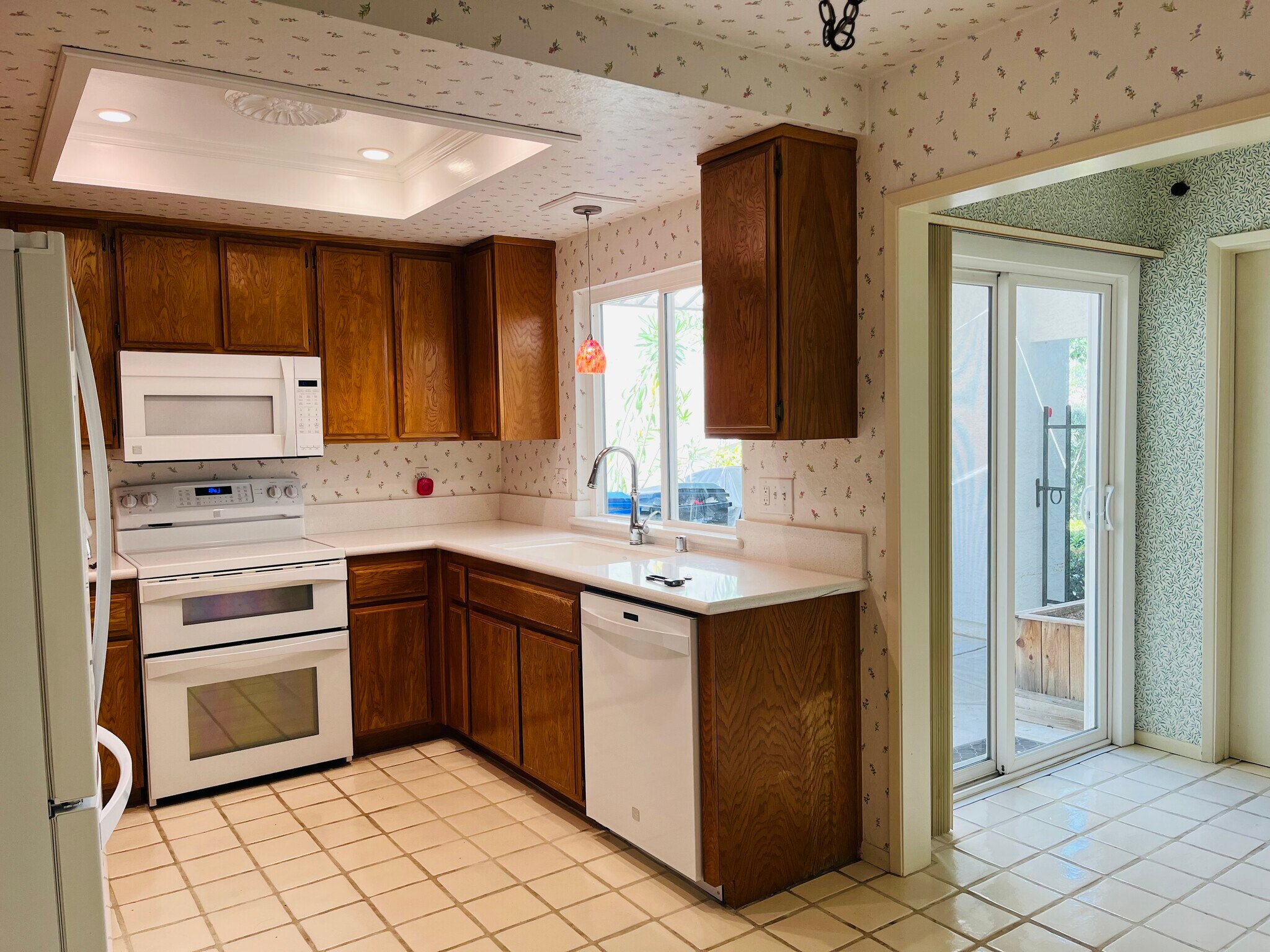 Building Photo - 15853 Windrose Way