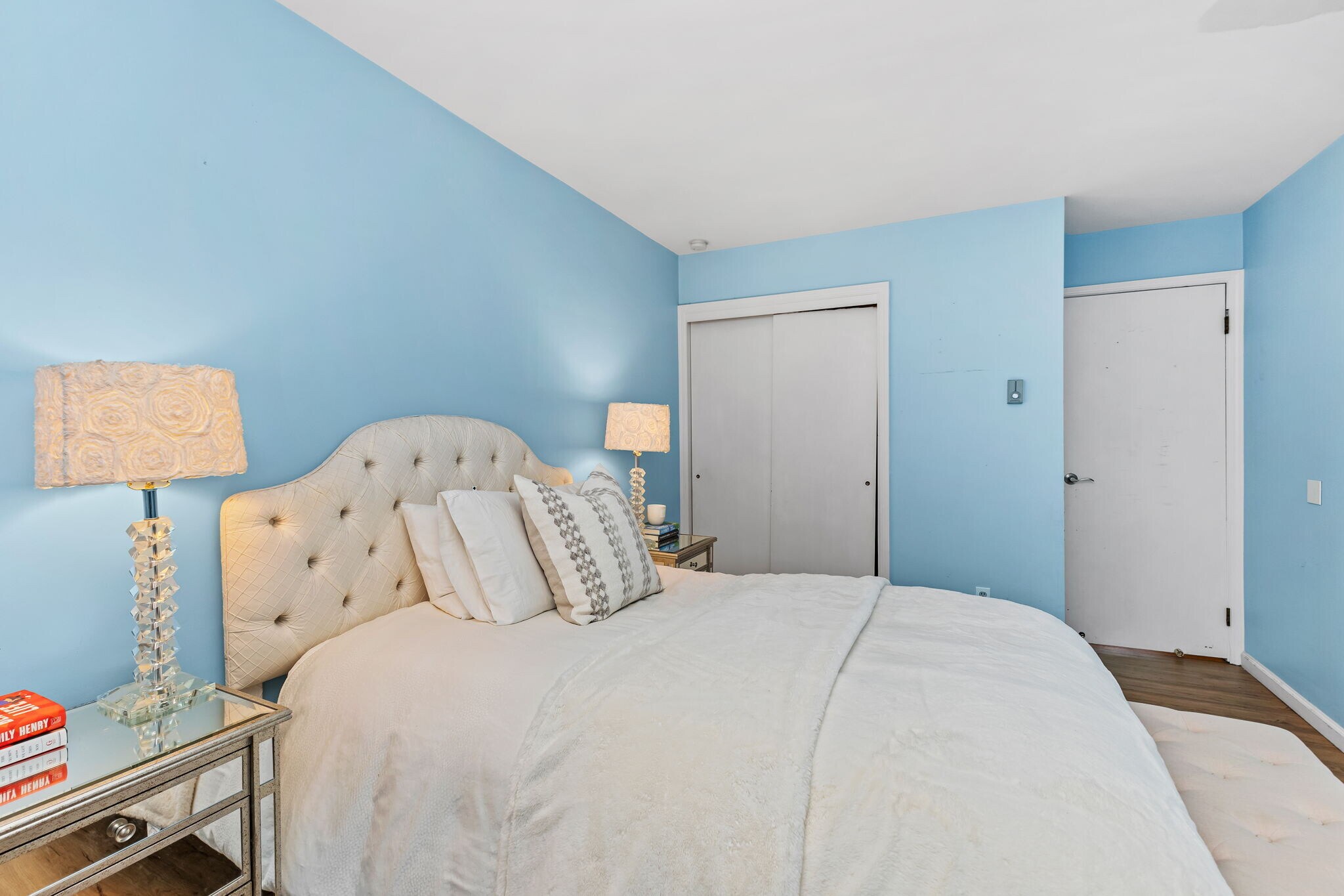 Building Photo - 22 Radio Pl