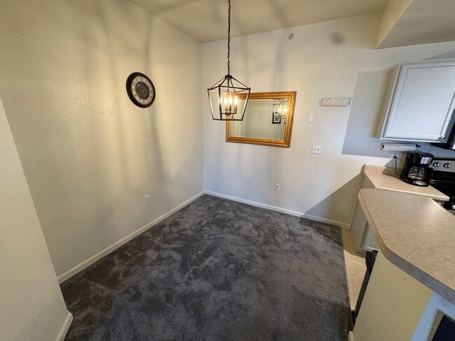 Building Photo - Maintenance Free Englewood Condo
