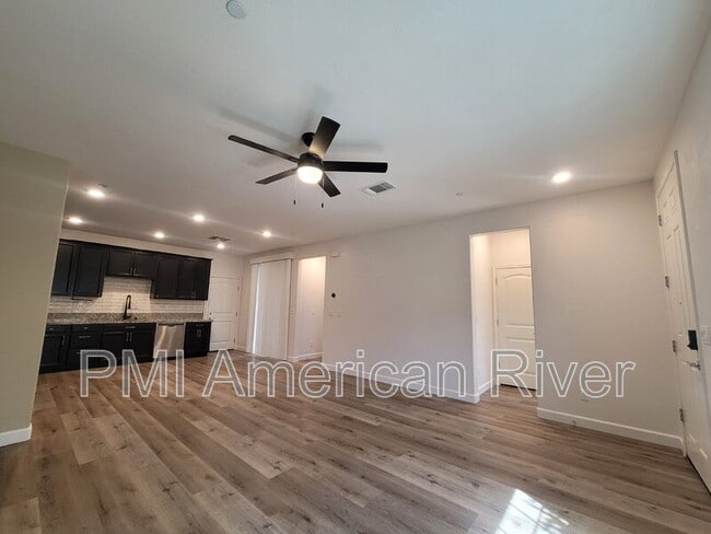Building Photo - 3805 Amelia Rose Way