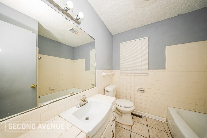 Building Photo - 219 NW 84th St