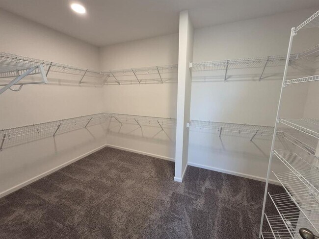 Building Photo - 5197 Prairie Preserve Run