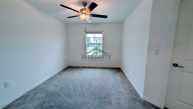 Building Photo - 6049 Shiner St