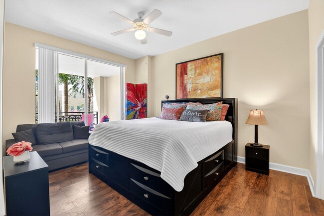 Building Photo - 550 Okeechobee Blvd