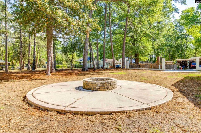 Building Photo - 2327 Willow St