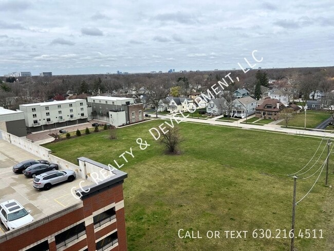 Building Photo - 1 S Highland Ave