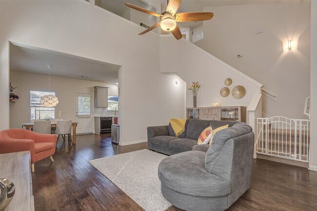 Building Photo - 25311 Sierra Woods Ln