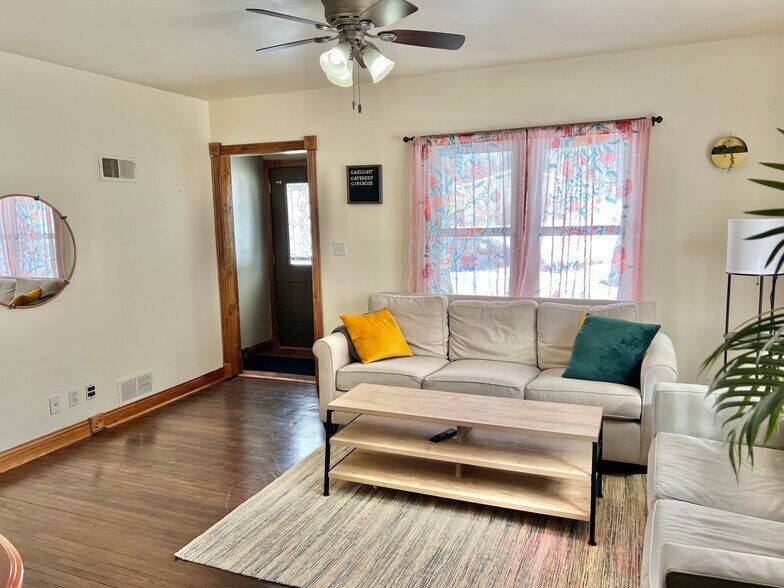 Main Floor Living Room - 221 7th Ave N