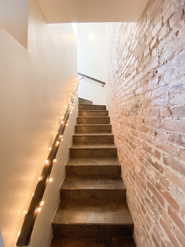 Building Photo - 29 Belmont Ave