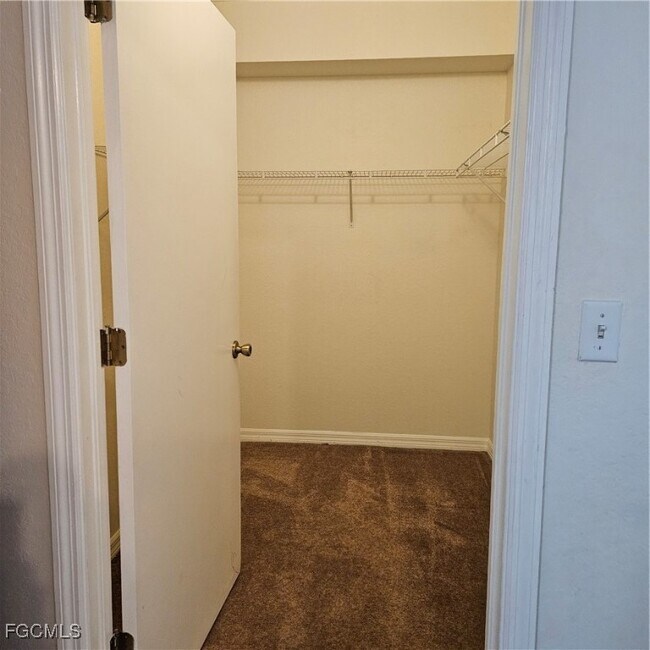 Building Photo - 8423 Bernwood Cove Loop