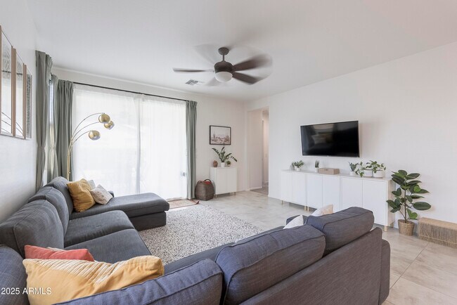 Building Photo - 22638 E Quintero Ct