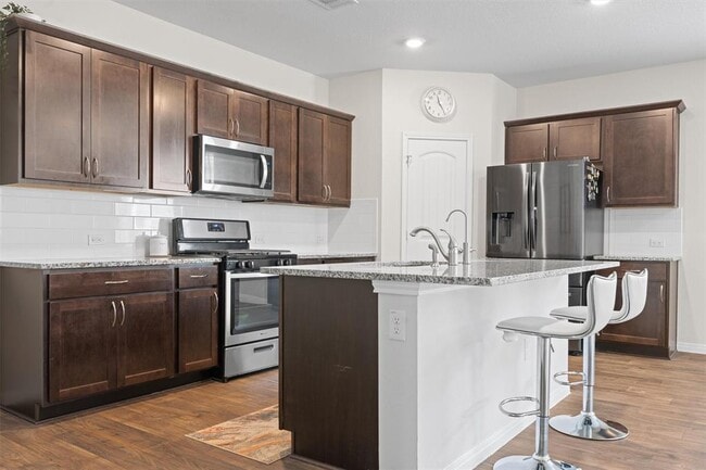 Building Photo - 936 Vogel Dr