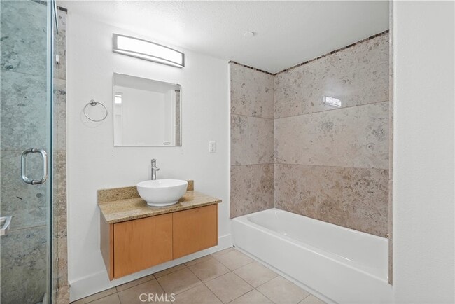 Building Photo - 11312 Huston St