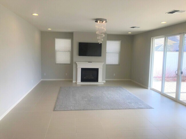 Building Photo - Toll Brothers Saddle Ridge Home for Rent