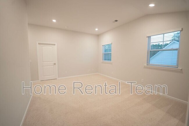 Building Photo - 46 Blues Dr