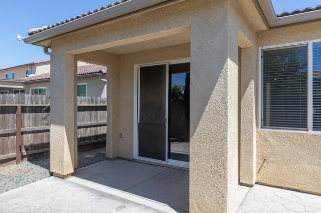 Building Photo - 3720 Griffith Ave