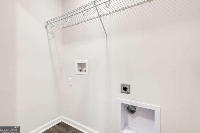 Building Photo - 56 Hayden Dr