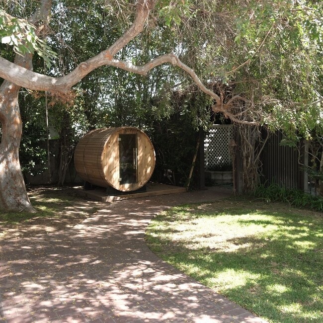 Building Photo - SPACIOUS MANSION WITH 2 PRIVATE ROOMS *FOR...