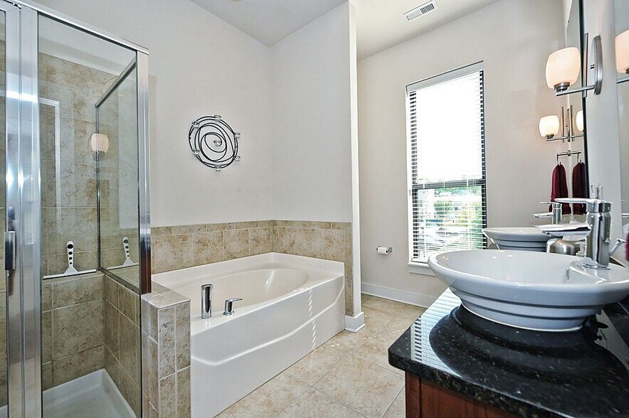 Bathroom - 3433 Steel Yard Court