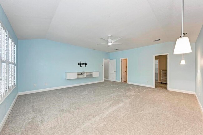 Building Photo - 500 Tyree Rd