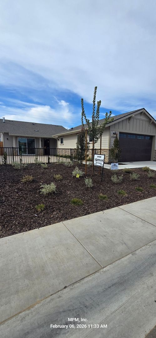 Building Photo - lovely 3 bedroom home the Vintage 55 and over community