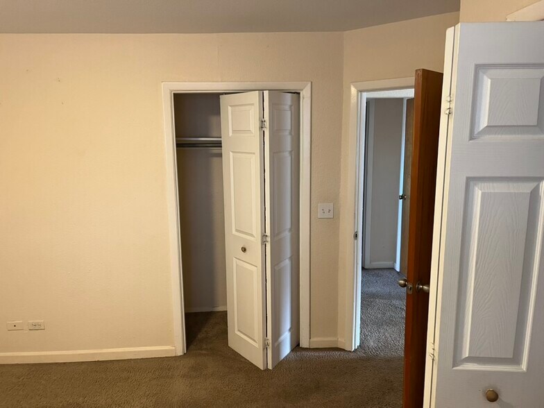 Building Photo - 3345 W 53rd Ave