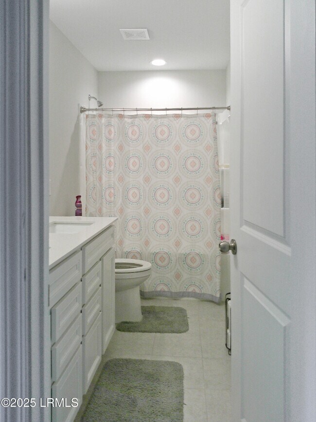 Building Photo - 62 Keowee Ln