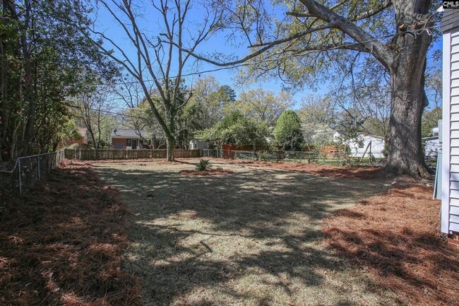 Building Photo - Charming 3-Bedroom Home in the Heart of Rosewood – Available July 2026!