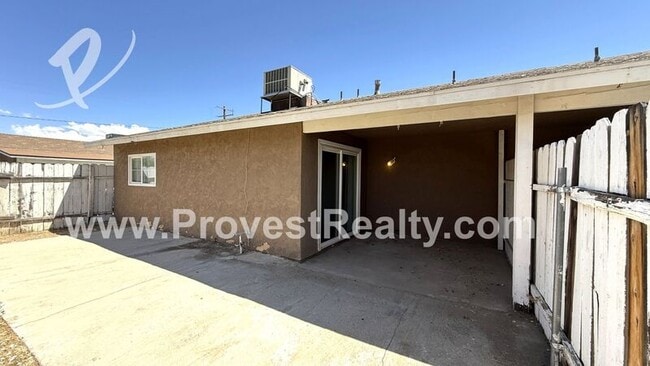 Building Photo - 12769 Kiowa Rd