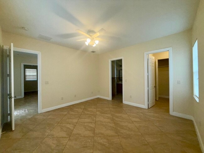 Building Photo - 12094 Citrus Grove Blvd