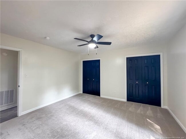 Building Photo - 533 Coronation Dr