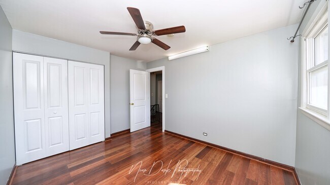 Building Photo - 7913 N Nordica Ave