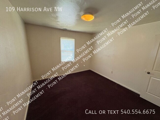 Building Photo - 109 Harrison Ave NW