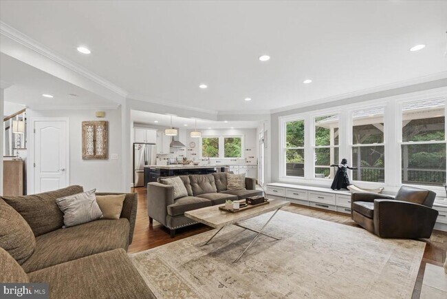 Building Photo - 47791 Macgill Ct
