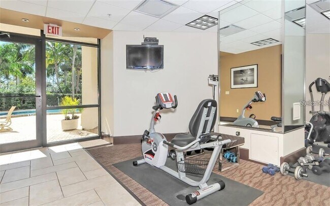 Building Photo - 435 S Gulfstream Ave