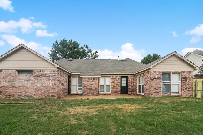 Building Photo - 9319 Chimneyrock Blvd.