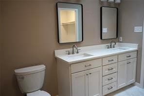 Building Photo - 2416 Roosevelt Dr