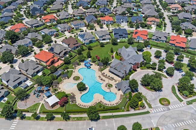 Building Photo - 13401 Mardi Gras Ln