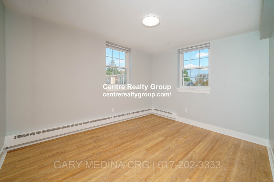Building Photo - 129 Sherman St