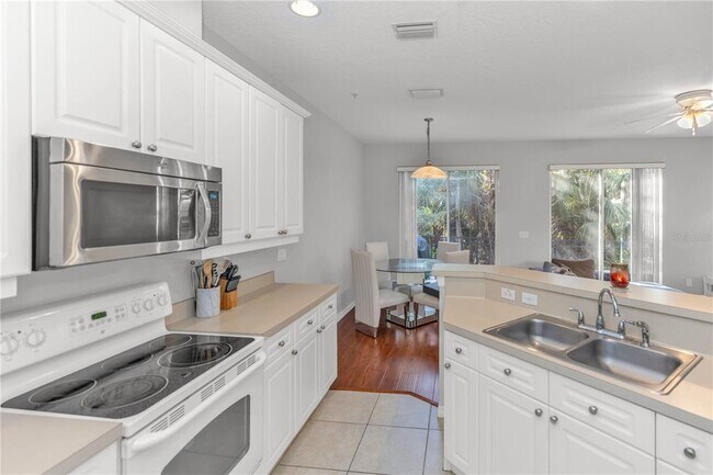 Building Photo - 540 Pinebranch Cir