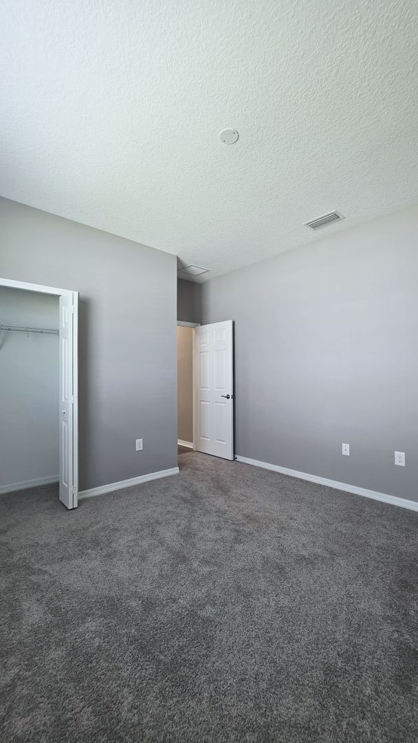 Building Photo - Executive 4BR / 3.5BA Home | Loft • Office...