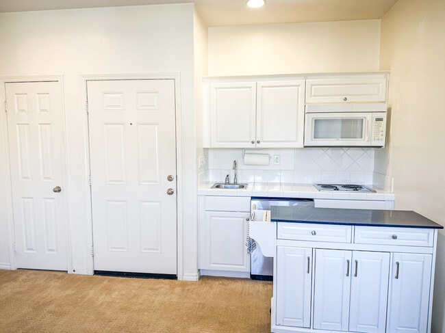 Building Photo - 726 Owens River Dr