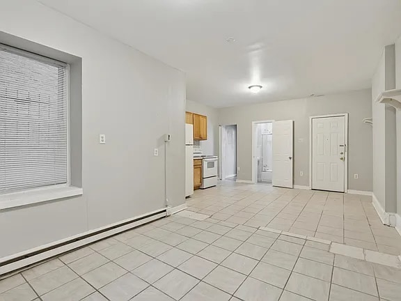 Building Photo - 2542 N 33rd St