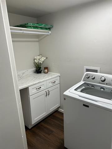 Building Photo - 900 W Chestnut St